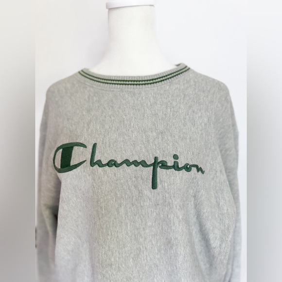 Vintage Champion Crewneck - Picture 4 of 7